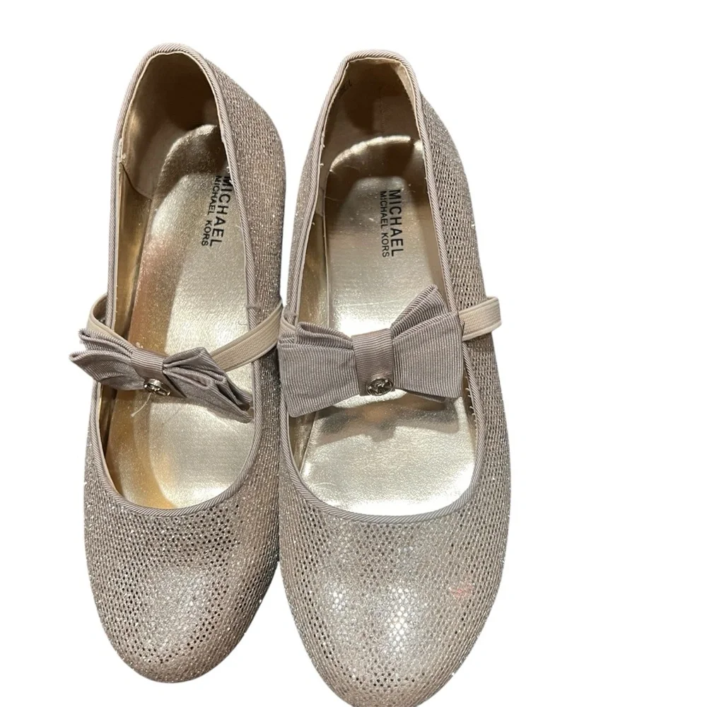 Michael Kors Roverdale girls ballerinas size 3‎